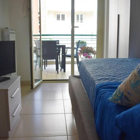 Donna Teresa Accomodation - Holiday House Монополи Екстериор снимка