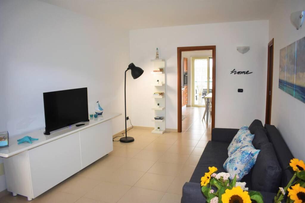 Donna Teresa Accomodation - Holiday House Монополи Екстериор снимка
