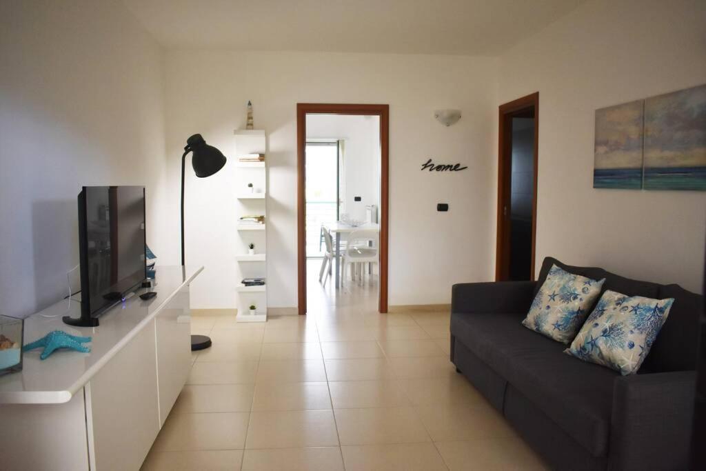 Donna Teresa Accomodation - Holiday House Монополи Екстериор снимка