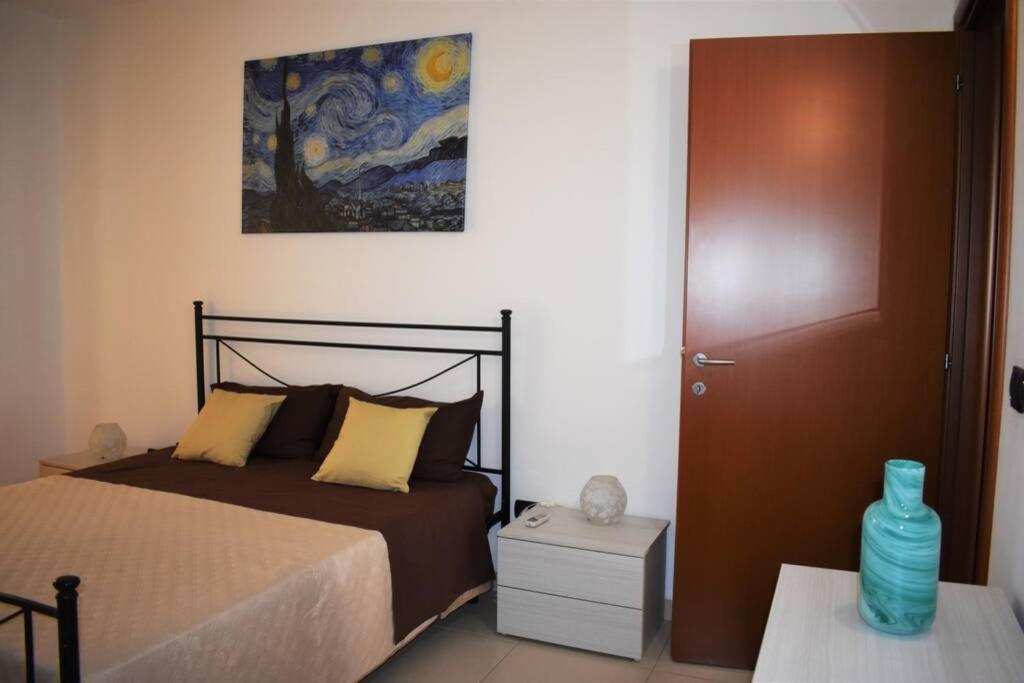 Donna Teresa Accomodation - Holiday House Монополи Екстериор снимка