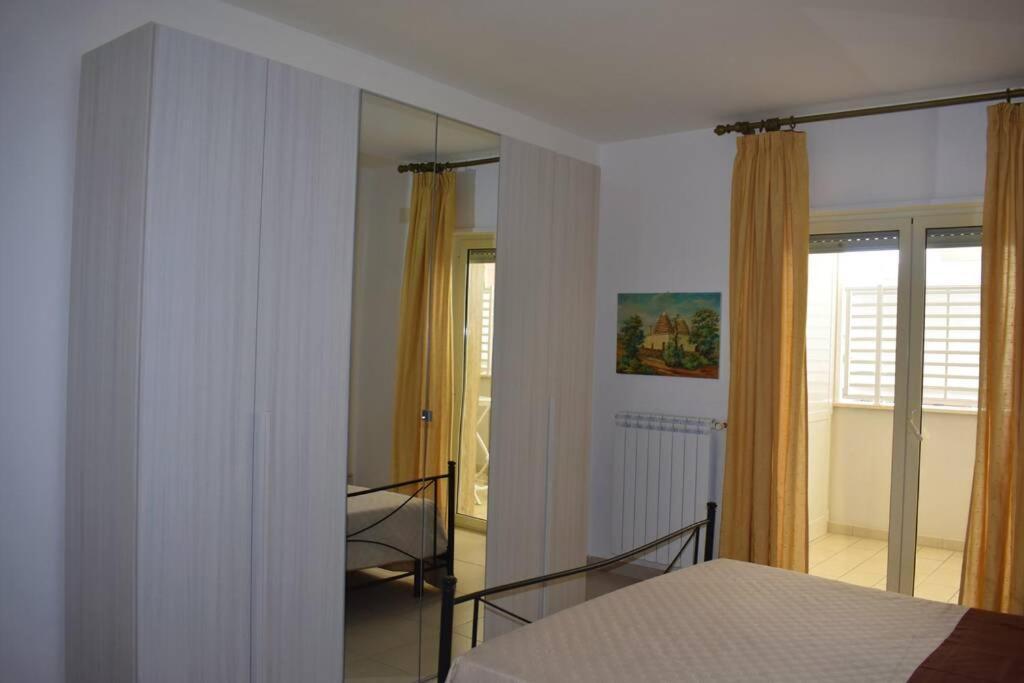 Donna Teresa Accomodation - Holiday House Монополи Екстериор снимка